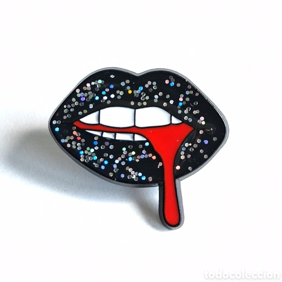 Pins de colecci&oacute;n: Pin &rdquo;Boca sangrante&rdquo;.