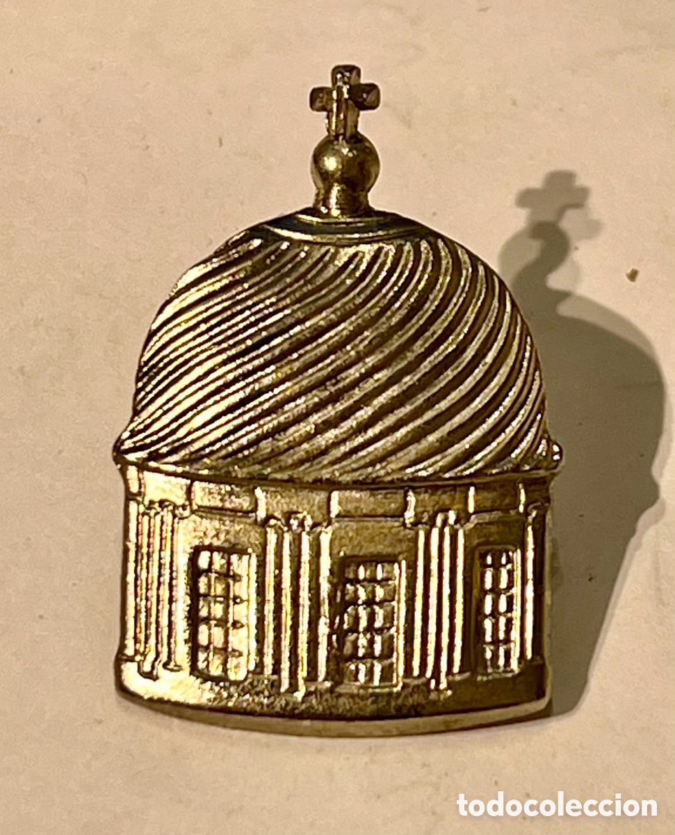 Pins de colecci&oacute;n: Pin. C&uacute;pula de Iglesia. Metal.