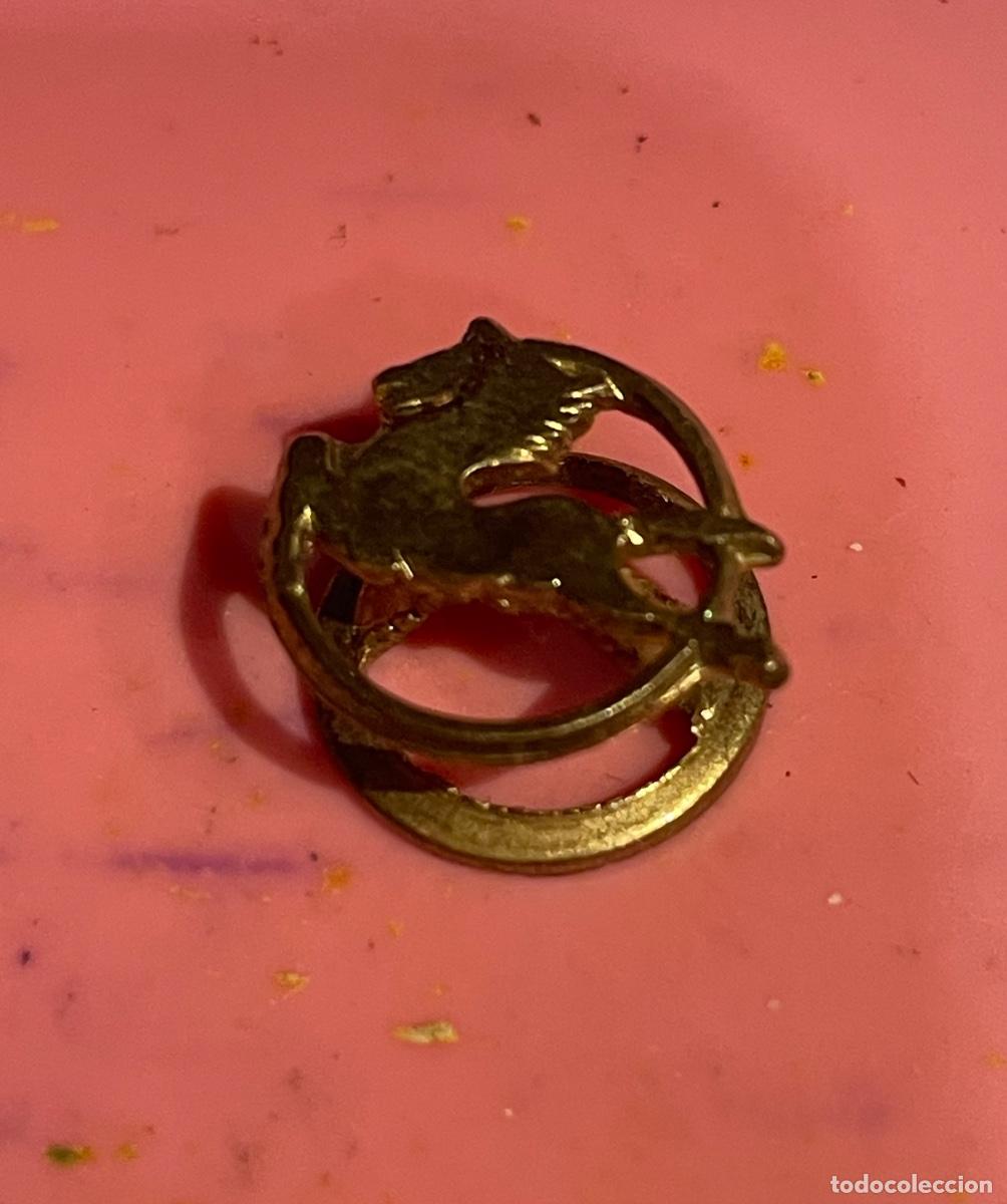 Pins de colecci&oacute;n: AUTOM&Oacute;VILES - PEGASO ANTIGUA INSIGNIA SOLAPERA 1,5 CM.