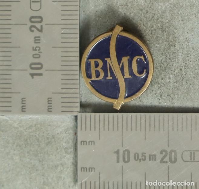Pins de colecci&oacute;n: PIN. BMC British Motor Corporation Drivers Club Enamel Lapel Pin Badge