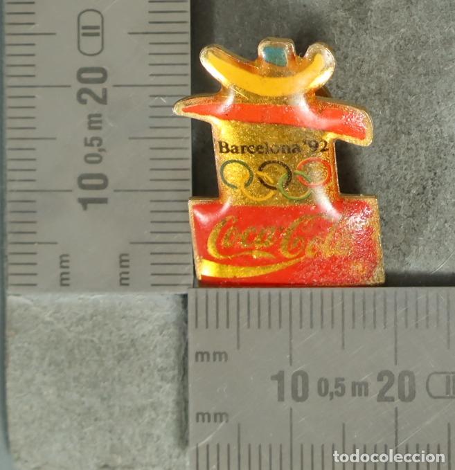 Pins de colecci&oacute;n: PIN. Mascota Cobi - Barcelona - Coca-Cola