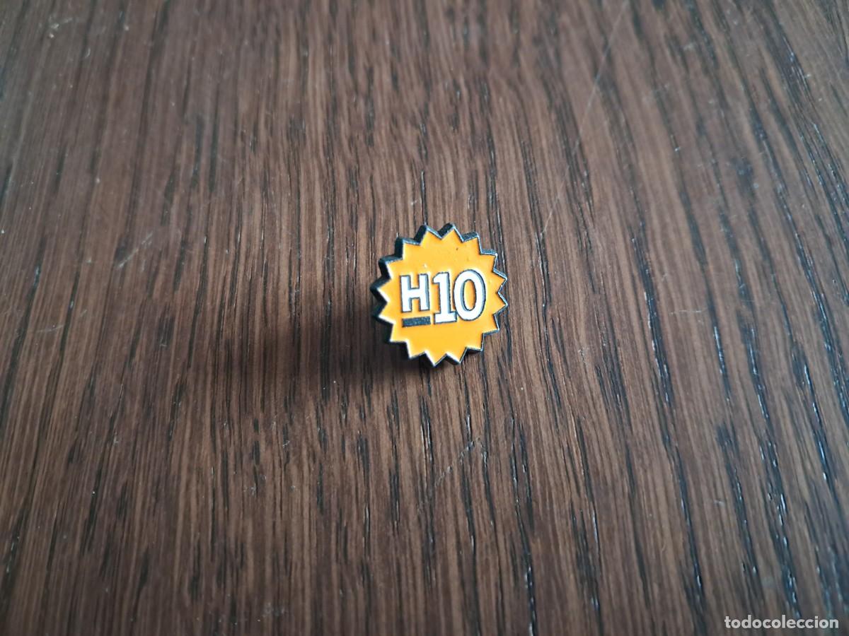 Pins de colecci&oacute;n: pin de publicidad, H10 hoteles.