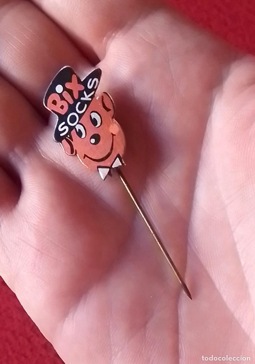 Pins de colecci&oacute;n: ANTIGUO PIN DE AGUJA INSIGNIA HOLANDA ? NETHERLANDS ? HOLLANDE ? BIX SOCKS..PUBLICIDAD..CALCETINES ?