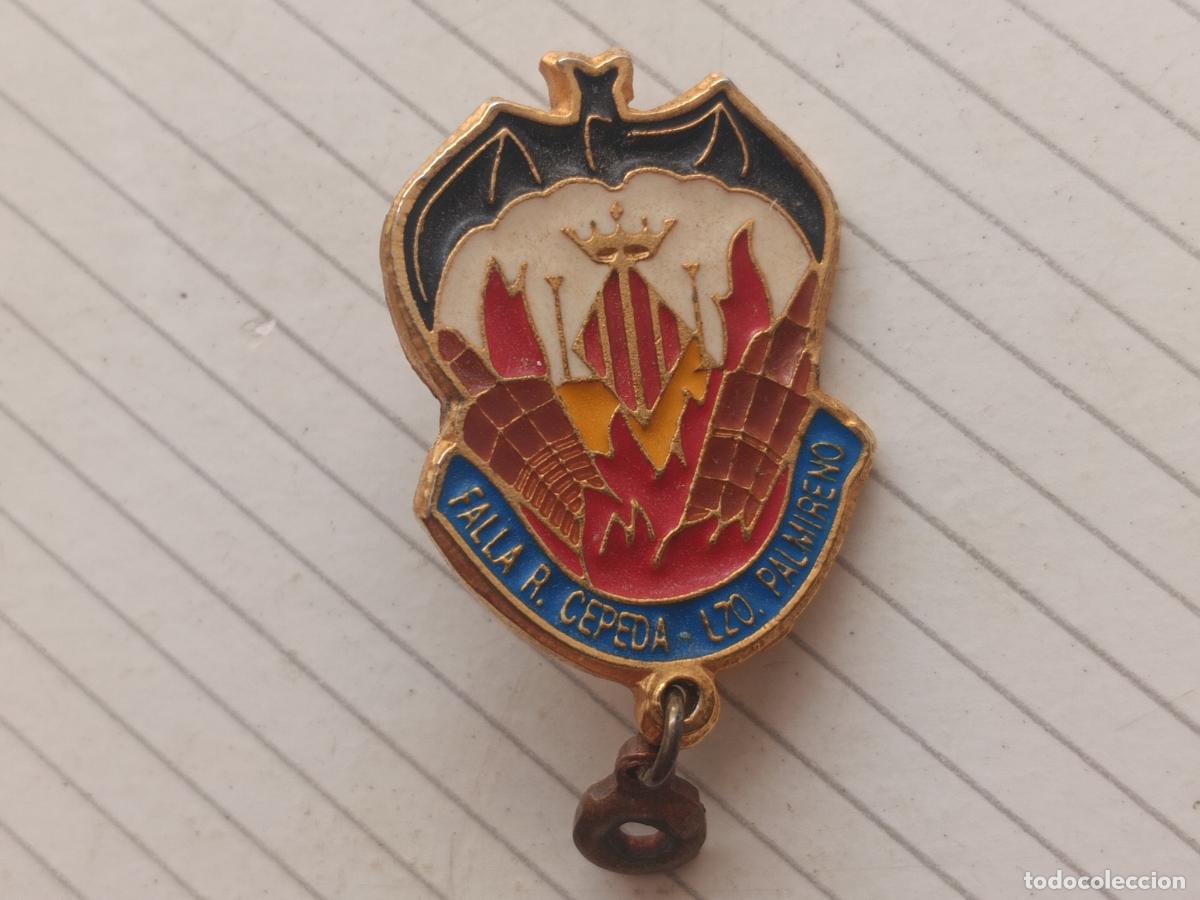 Pins de colecci&oacute;n: Fallas de Valencia. Insignia de la falla R. Cepeda Pamire&ntilde;o