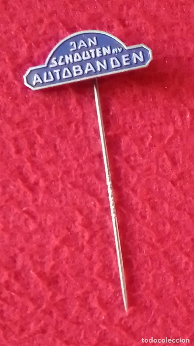 Sammlung von Pins: PIN DE AGUJA INSIGNIA HOLANDA? NETHERLANDS? JAN SCHOUTEN NV AUTOBANDEN NEUM&Aacute;TICOS PNEUS TIRES RUEDAS