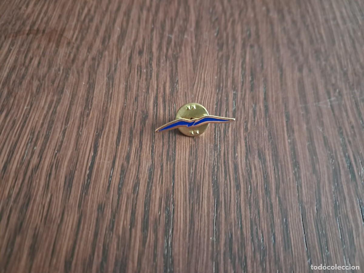 Pins de colecci&oacute;n: pin de pol&iacute;tica, partido popular, PP, gaviota.