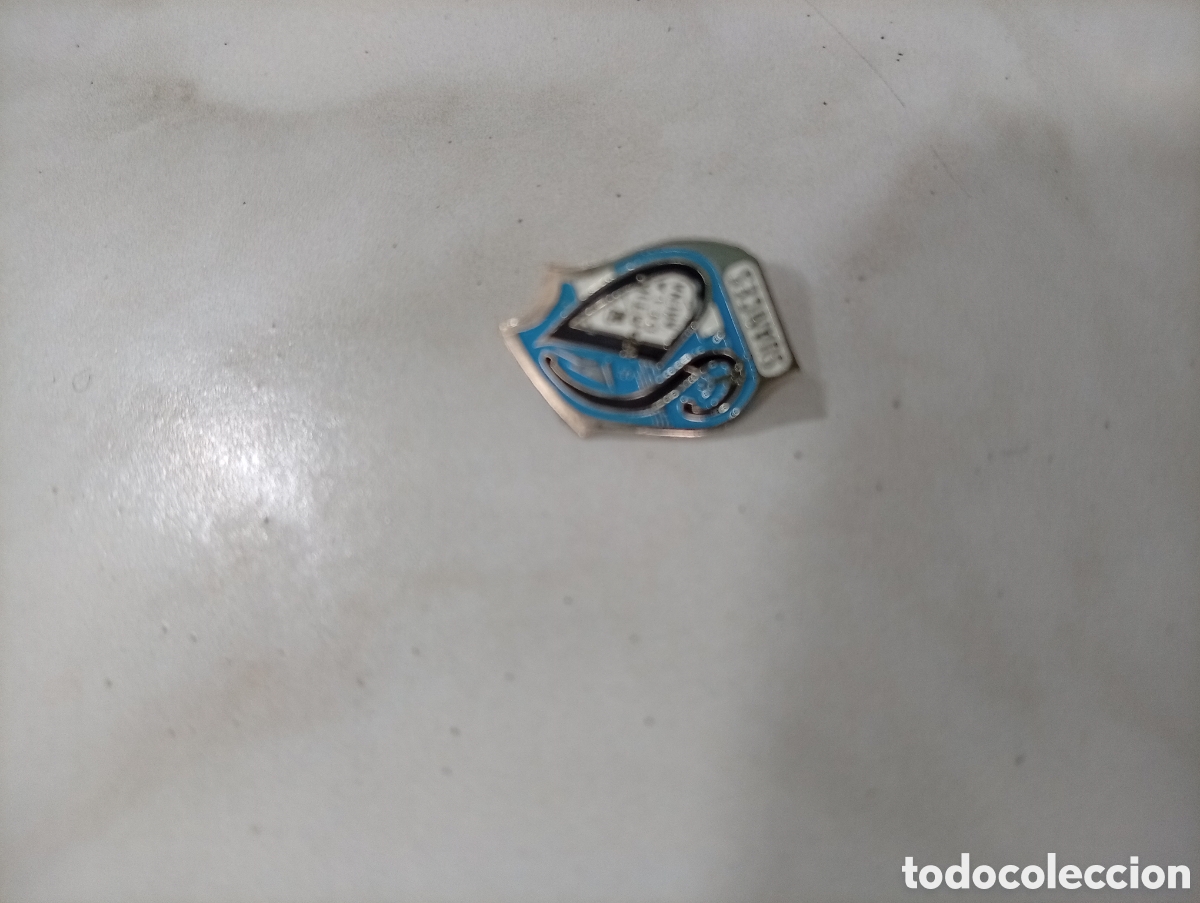 Pins de colecci&oacute;n: Pin imperdible futbol suances