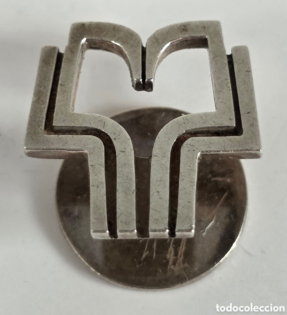 Pins de colecci&oacute;n: Insignia Amor a los Libros y a la Lectura - Foto 2