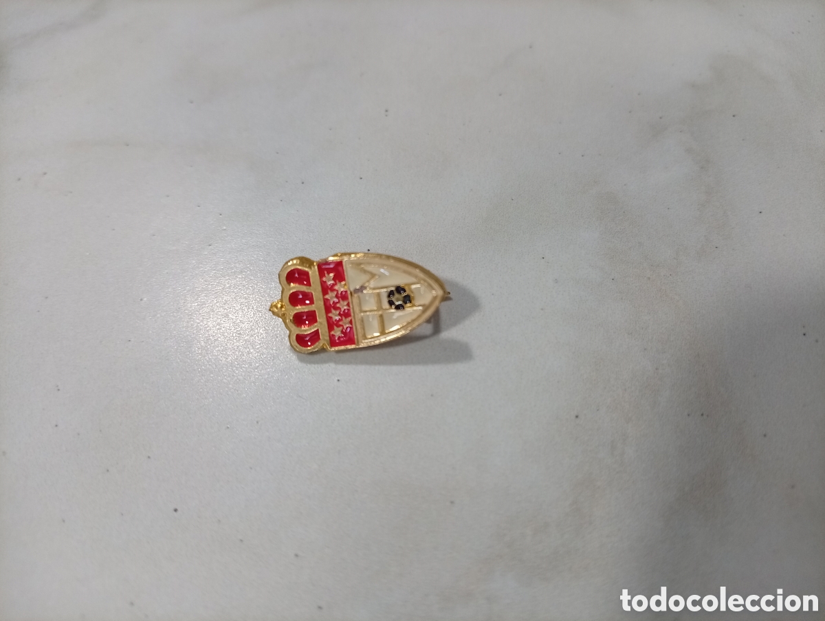 Pins de colecci&oacute;n: Pin imperdible futbol federaci&oacute;n madrile&ntilde;a