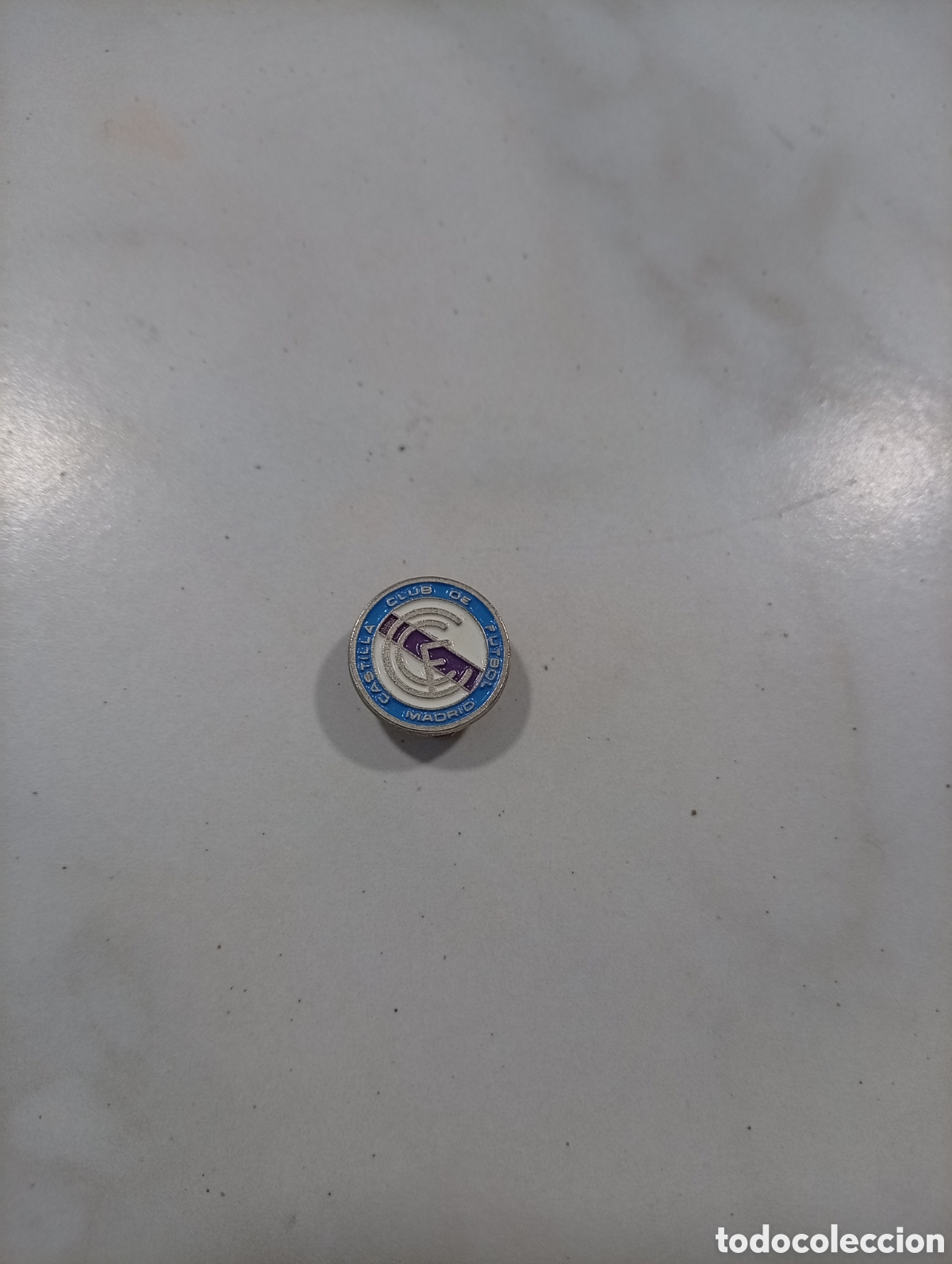 Pins de colecci&oacute;n: Pin ojal futbol Madrid castilla