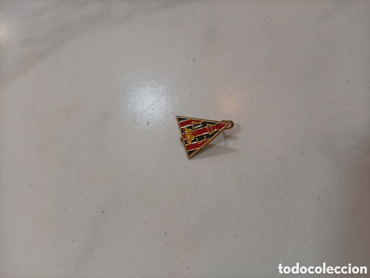 Pins de colecci&oacute;n: Pin imperdible futbol abuqueca