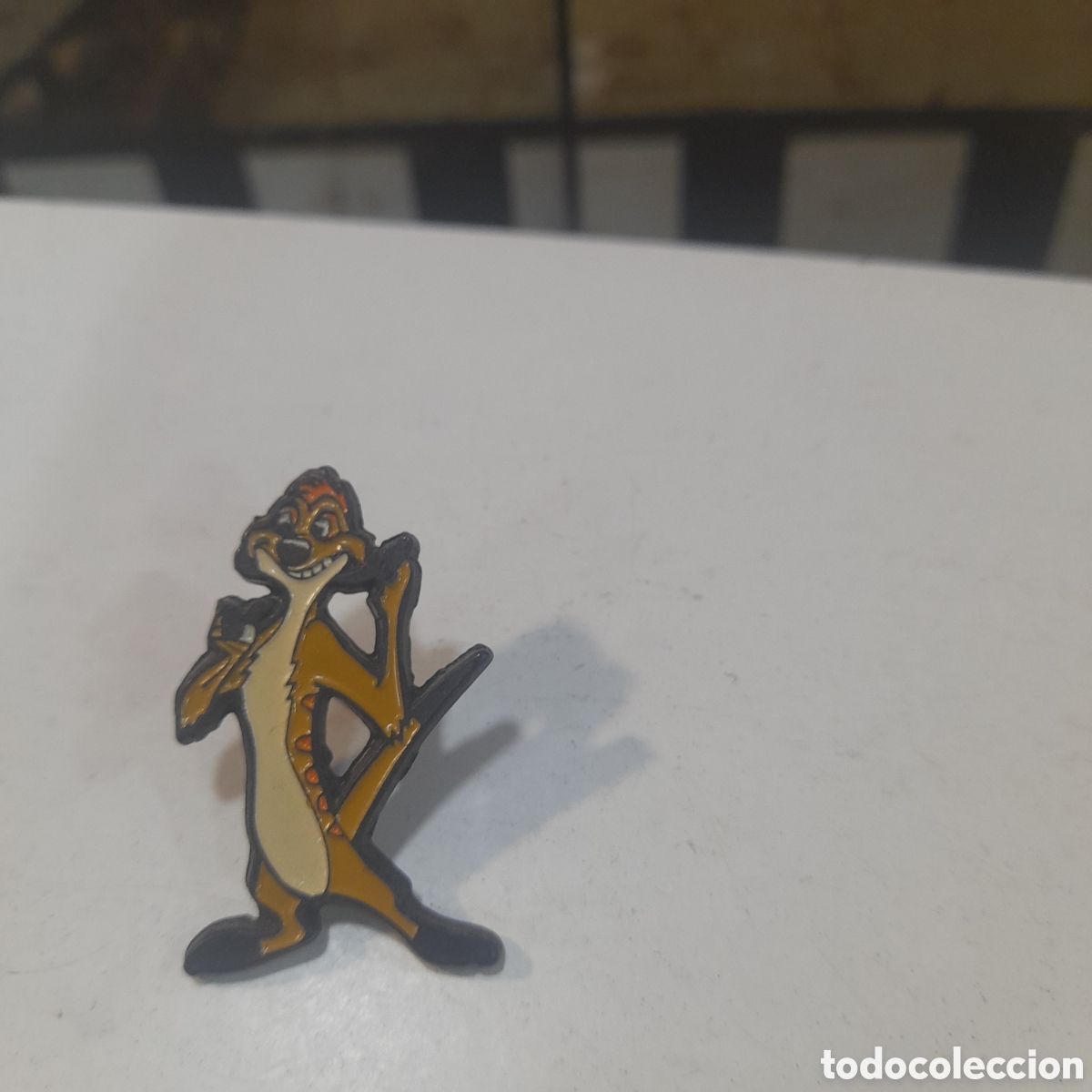 Pins de colecci&oacute;n: Pin del Rey Le&oacute;n: Timon