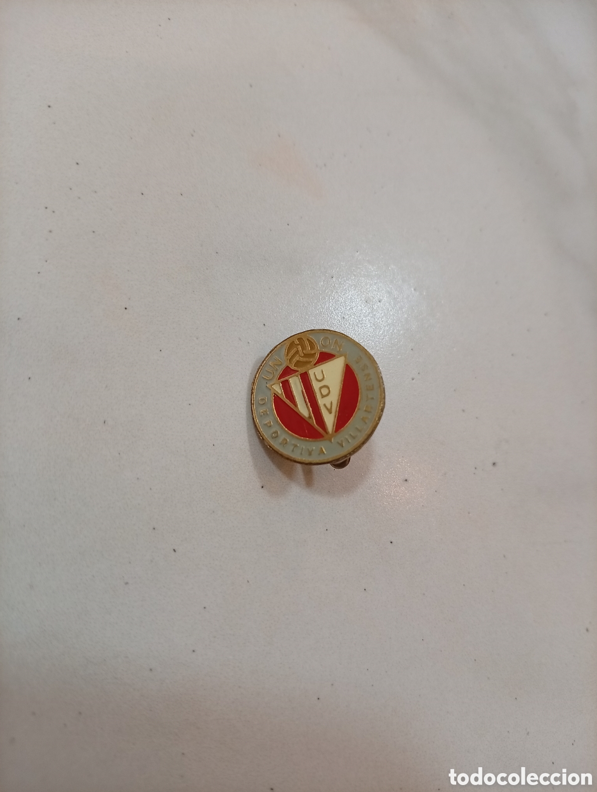 Pins de colecci&oacute;n: Pin imperdible futbol villartense