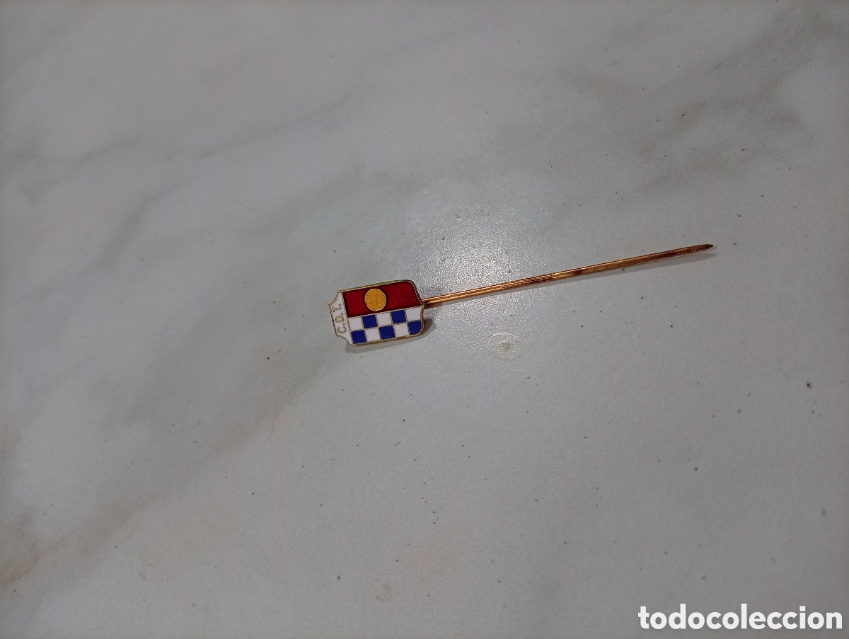 Pins de colecci&oacute;n: Pin imperdible futbol turon