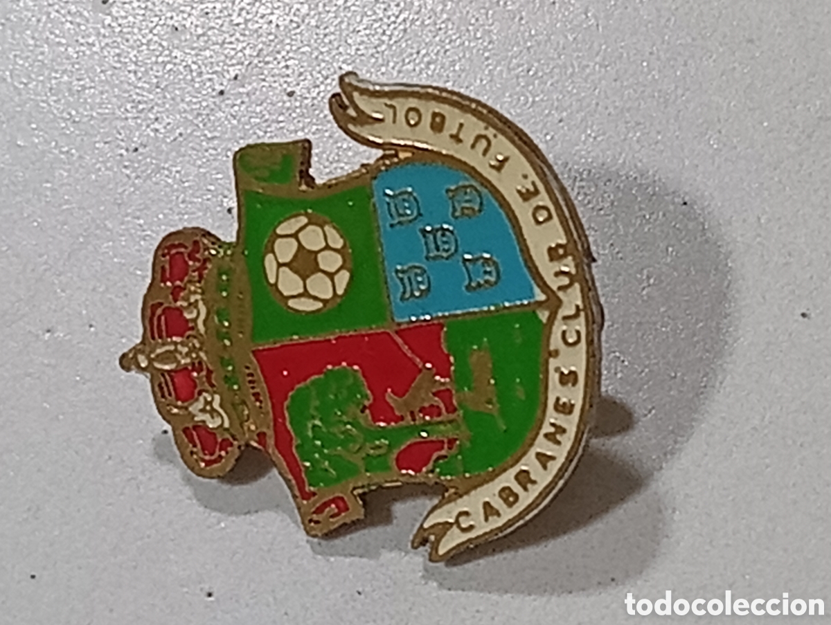 Pins de colecci&oacute;n: Pin imperdible futbol cabranes