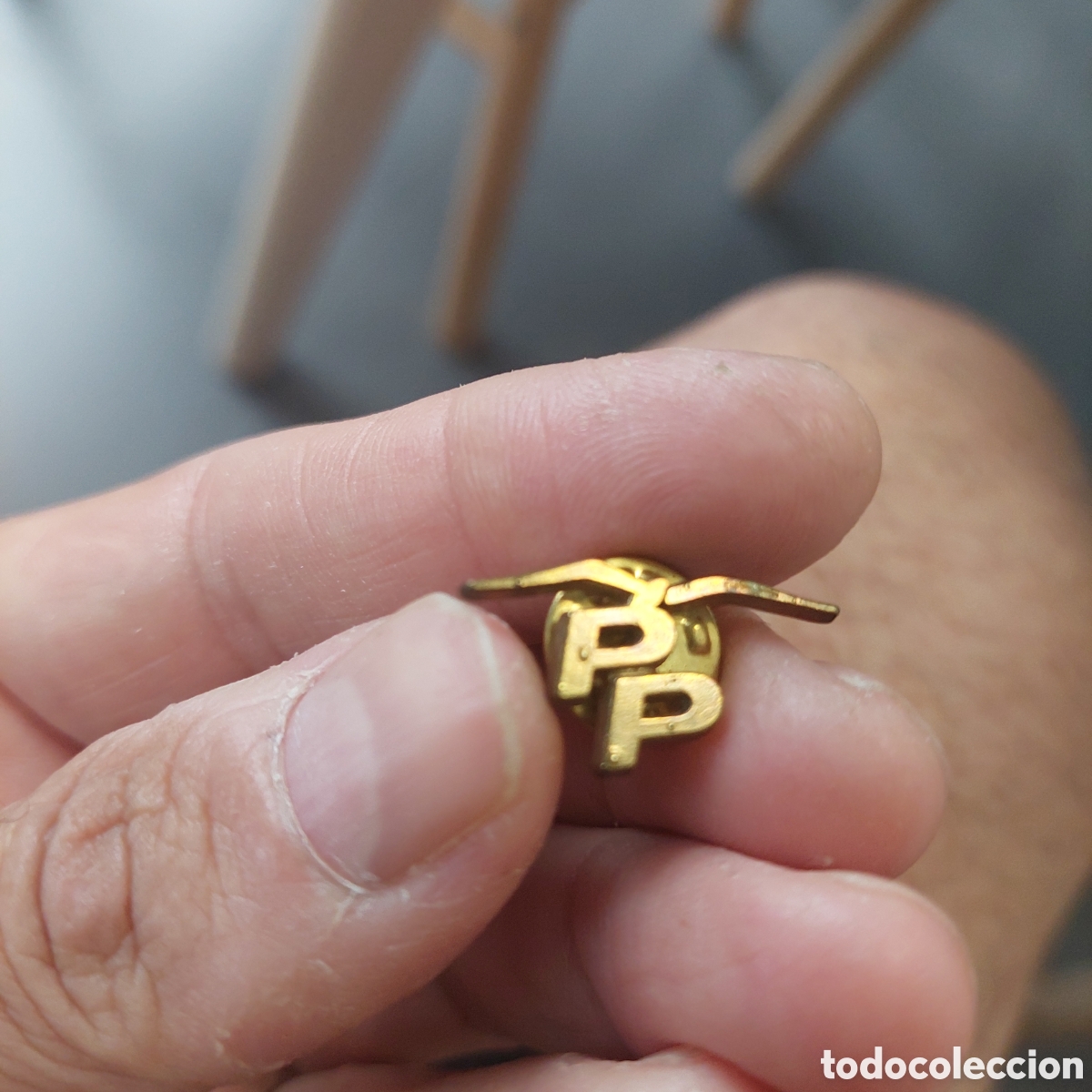 Pins de colecci&oacute;n: Pin de Partido Popular 1990.