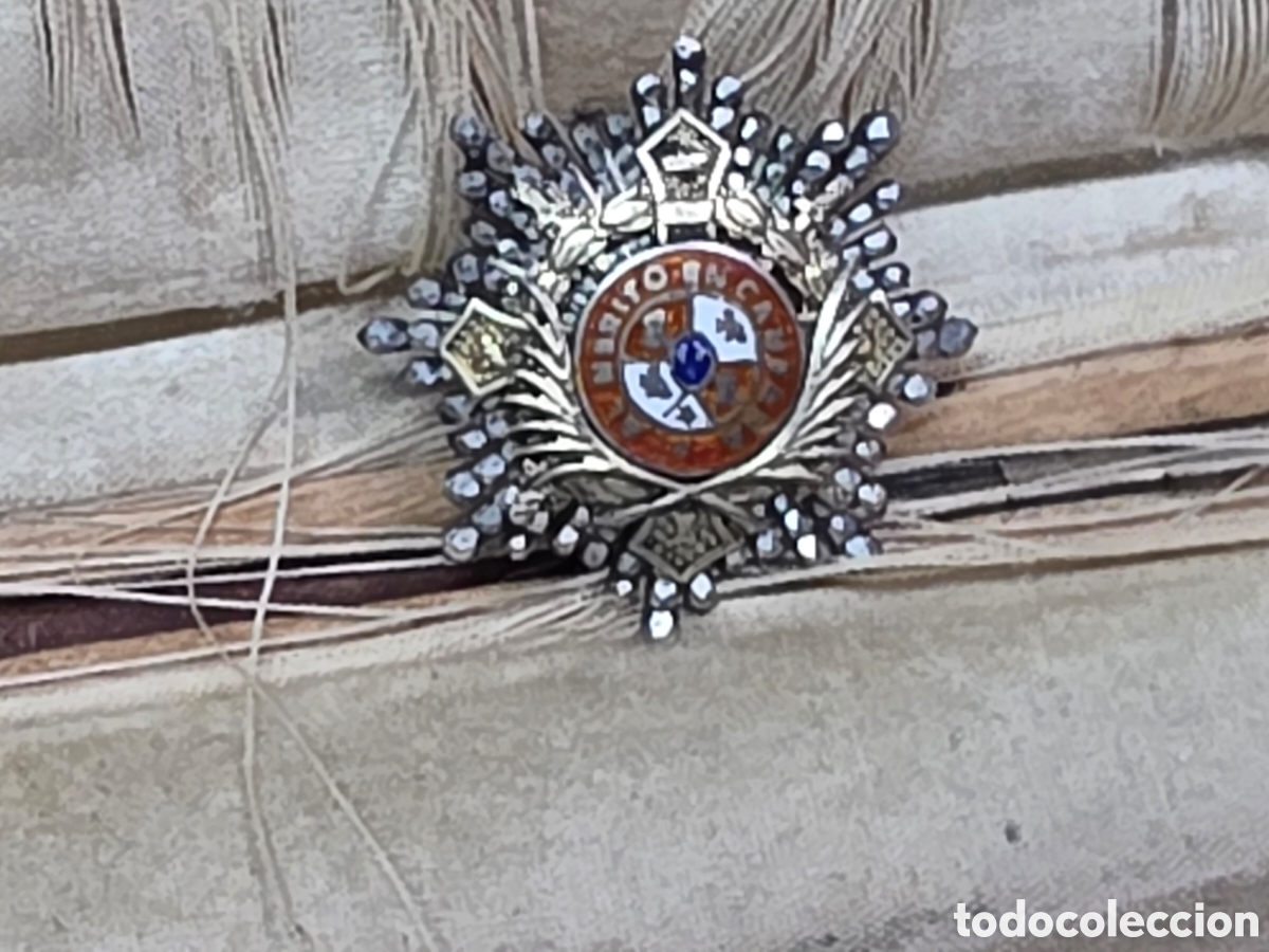 Pins de colecci&oacute;n: miniatura de ojal o solapa de la Placa o Medalla al M&eacute;rito en Campa&ntilde;a