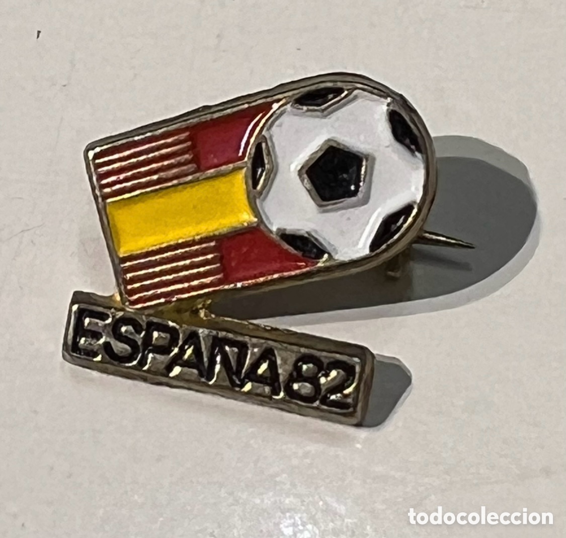Pins de colecci&oacute;n: Pin. Insignia. Logotipo Oficial de la FIFA. Espa&ntilde;a 1982.