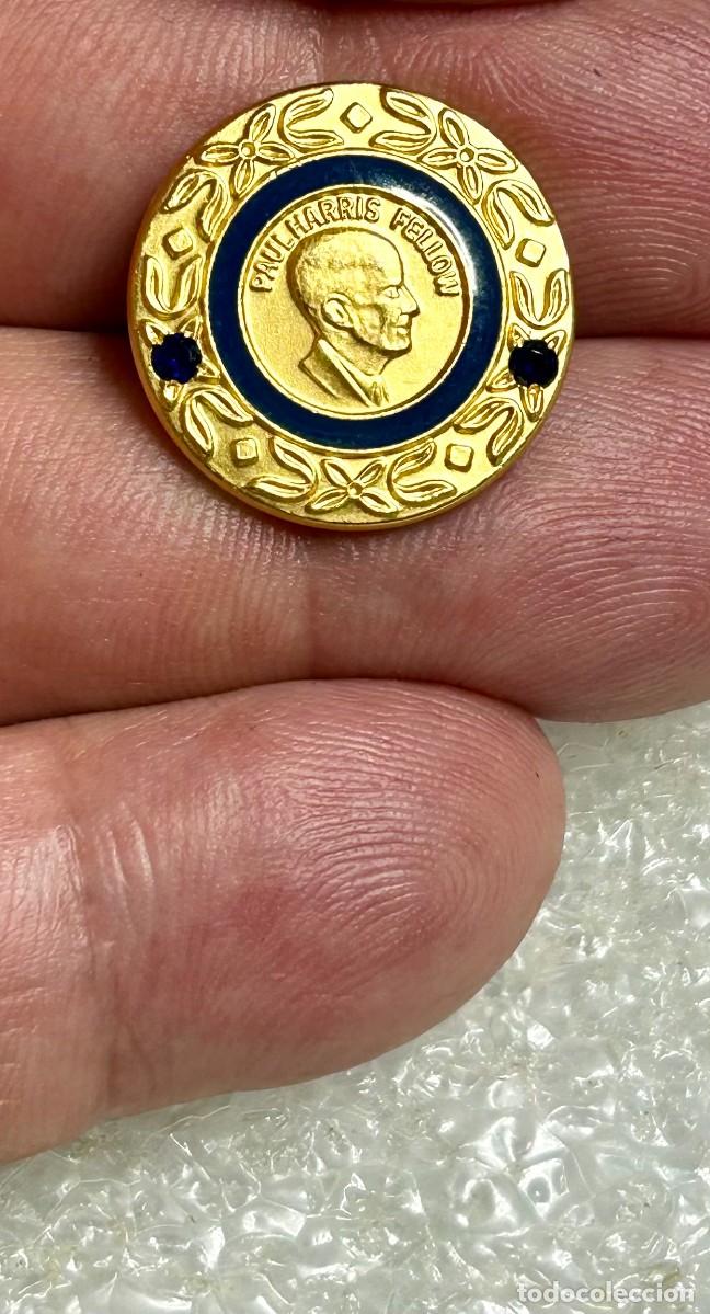 Pins de colecci&oacute;n: 4223.Insignia/Pin de Paul Harris Fellow de Rotary Club International incluye 2 piedras de Zafiro
