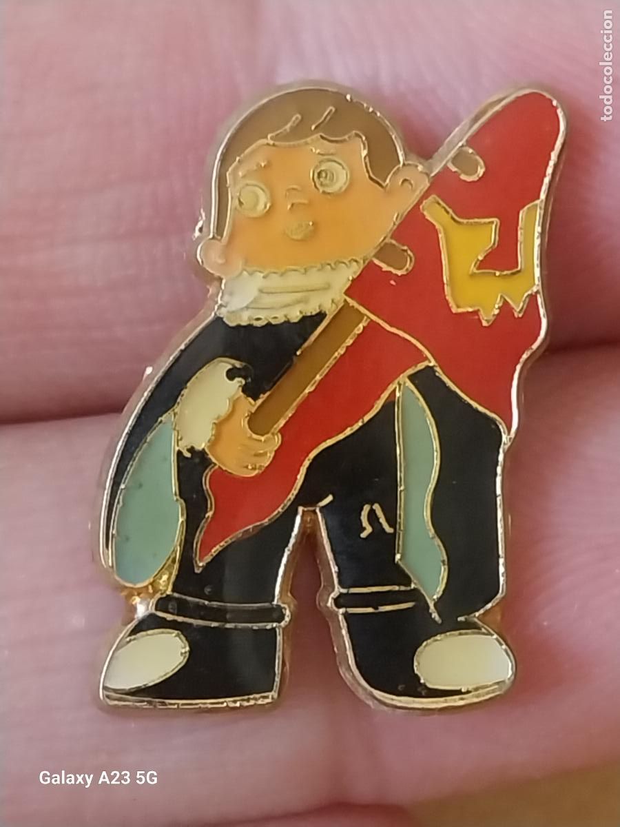 Pins de cole&ccedil;&atilde;o: TUNO BANDERA ABANDERADO PIN PINCHO 2.4CMS ALTO METAL GOTA