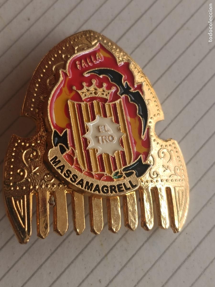 Pins de colecci&oacute;n: Fallas de Valencia. Insignia de la falla El Tro, Massamagrell. Peineta