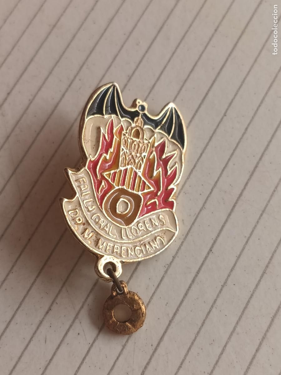 Pins de cole&ccedil;&atilde;o: Insignia de la Falla General Llorens Marco Merenciano. Fallas de Valencia