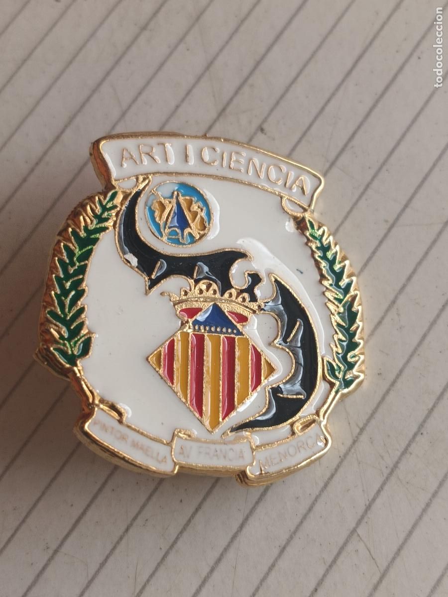Pins de colecci&oacute;n: Insignia de la Falla Art i Ciencia, Pintor Maella Av. Francia. Fallas de Valencia