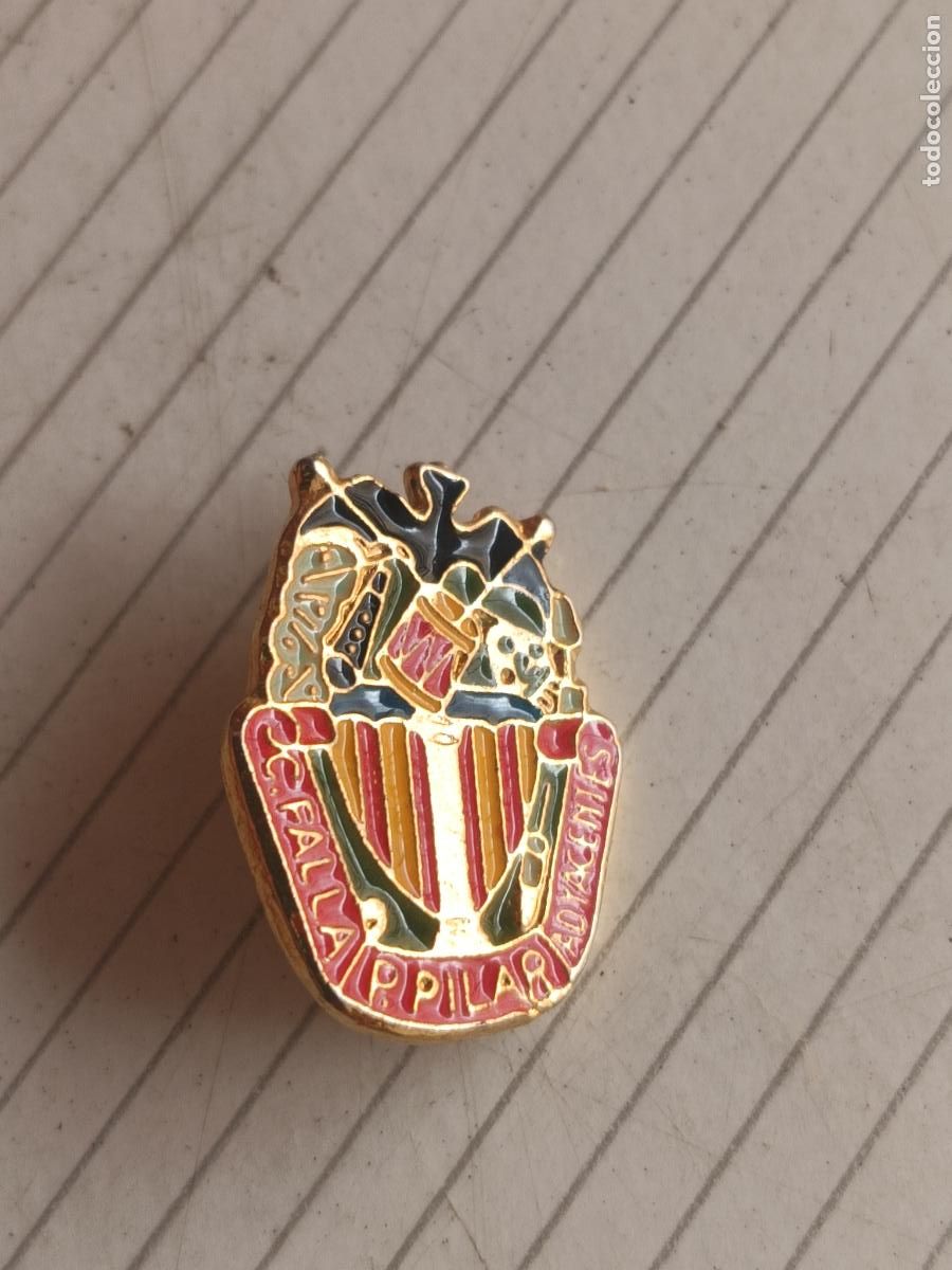 Pins de colecci&oacute;n: Insignia de la Falla Plaza del Pilar. Fallas de Valencia