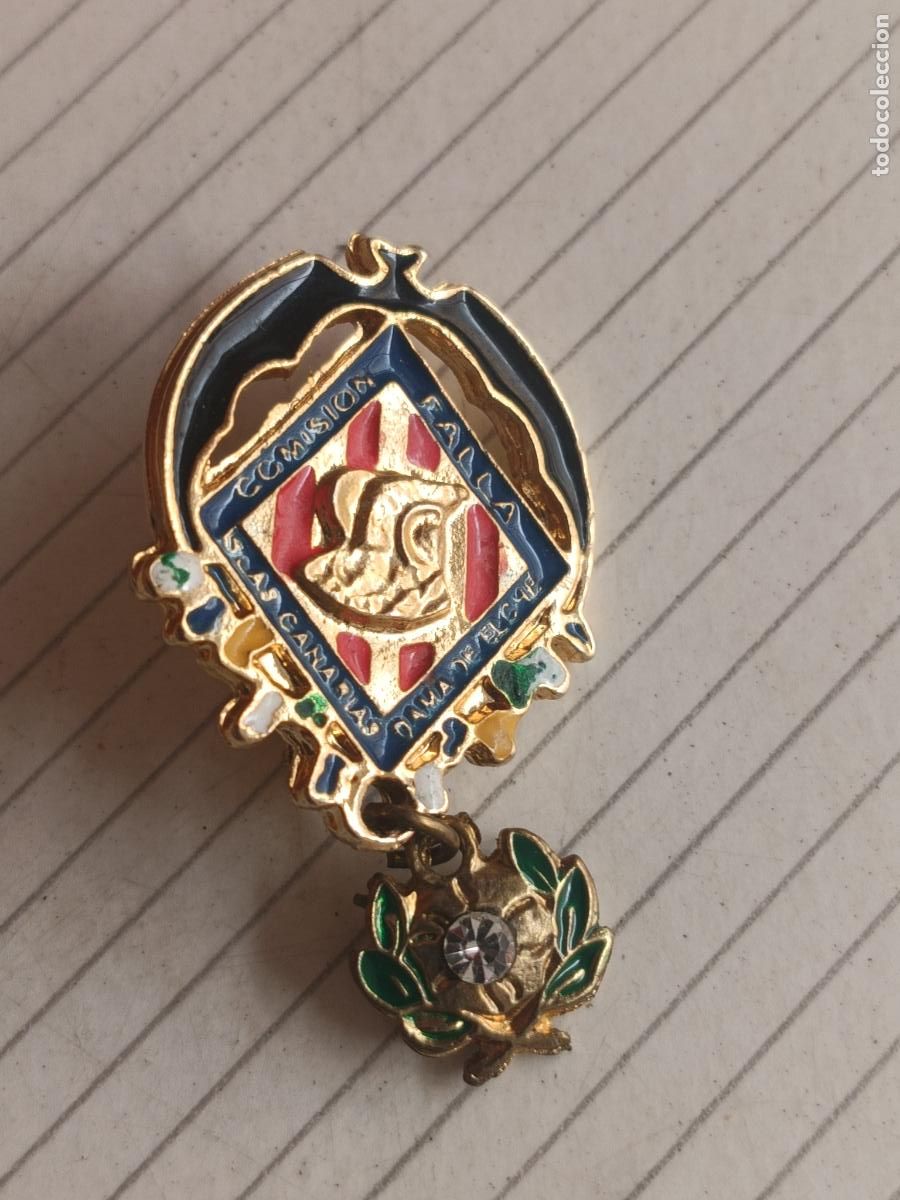 Pins de colecci&oacute;n: Insignia fallera de la Falla Dama de Elche Canarias. Fallas de Valencia