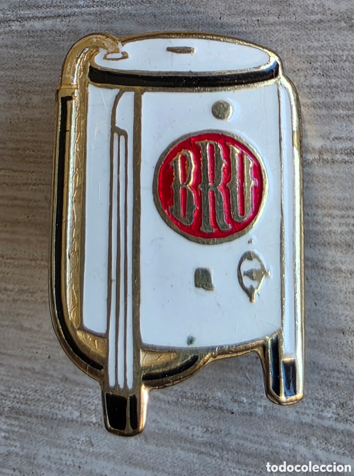 Pins de colecci&oacute;n: Insignia Lavadoras Bru - Electrodom&eacute;sticos Barcelona