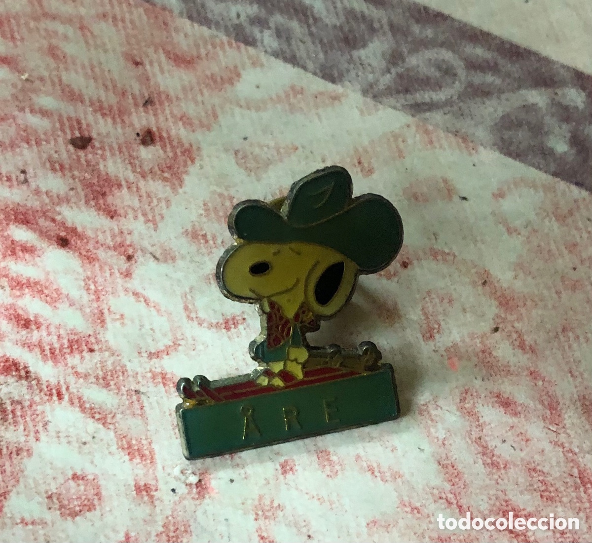 Pins de colecci&oacute;n: Pin antiguo snopy are