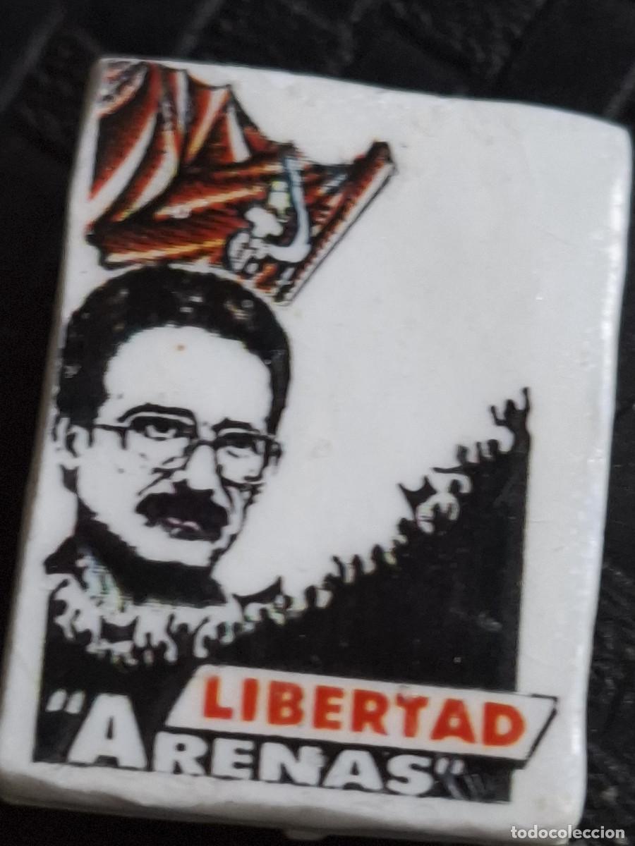 Pins de colecci&oacute;n: Insignia artesanal elaborada por los presos del GRAPO PCE (r) Comunista Reconstituido Arenas