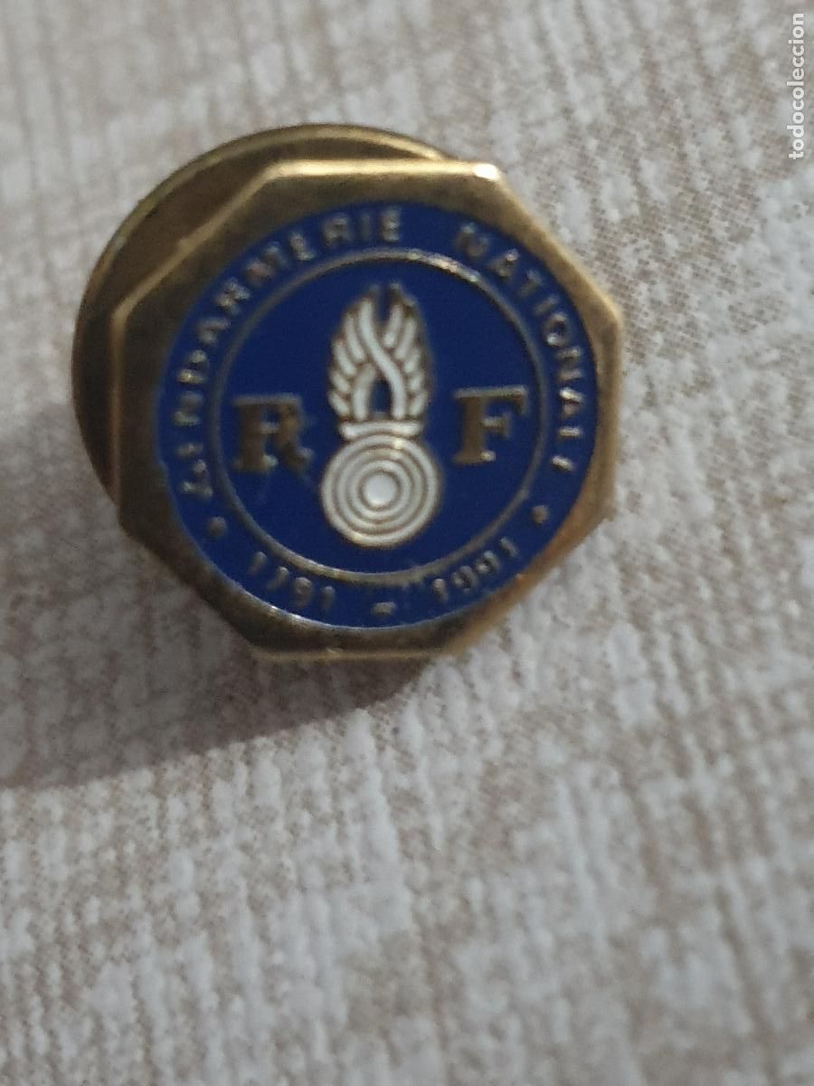 Pins de colecci&oacute;n: R.F., PINS, DE COLECCION DE LOS 80-90
