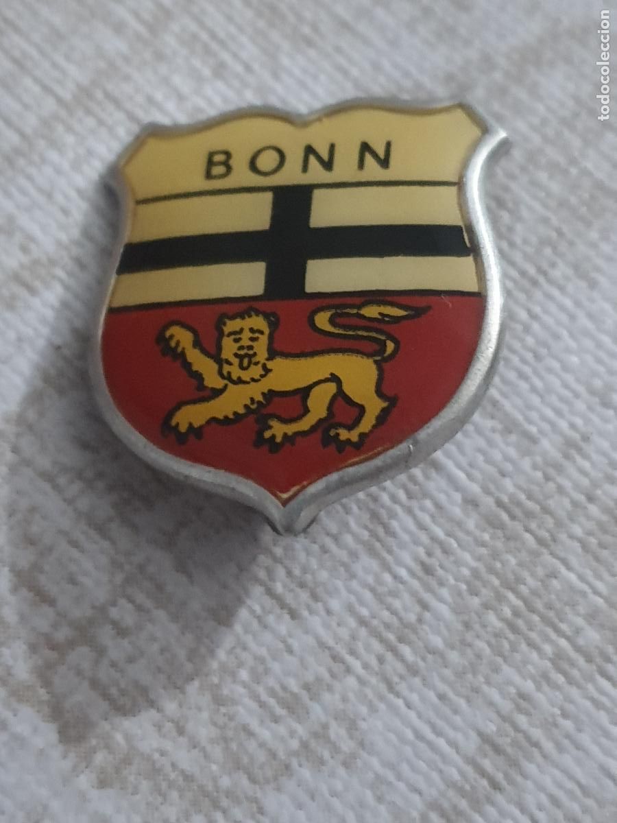 Pins de colecci&oacute;n: BONN, PINS, DE COLECCION DE LOS 80-90