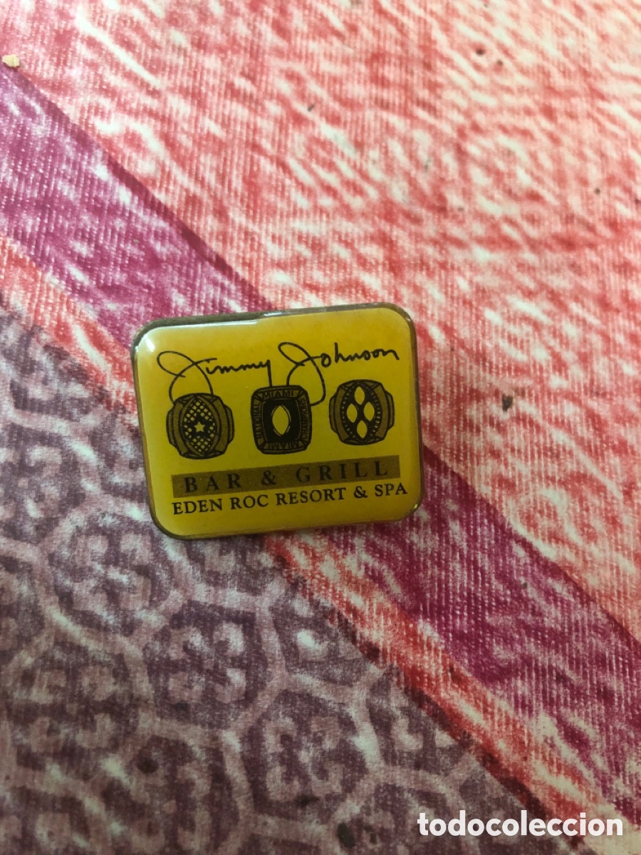 Pins de colecci&oacute;n: Pin Jimmy Johnson's Three Rings Bar & Grill,