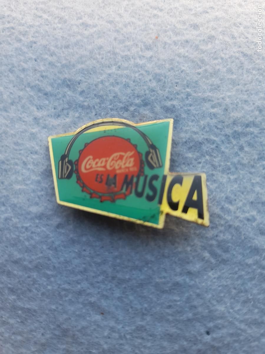 Pins de colecci&oacute;n: Coca-Cola. Lote de 3 Pins. - Foto 2