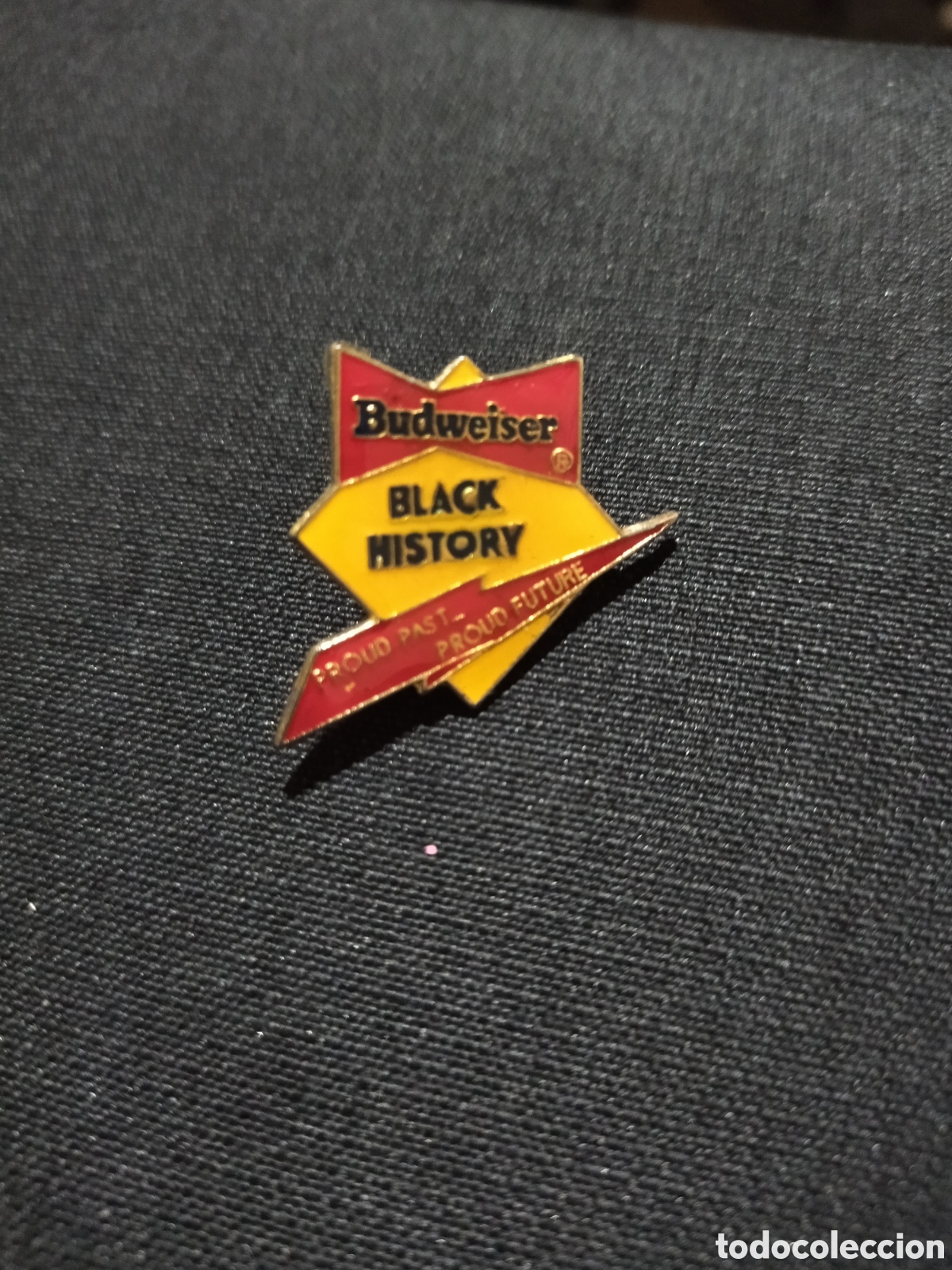 Pins de colecci&oacute;n: Pin a&ntilde;os noventa. Budweiser.