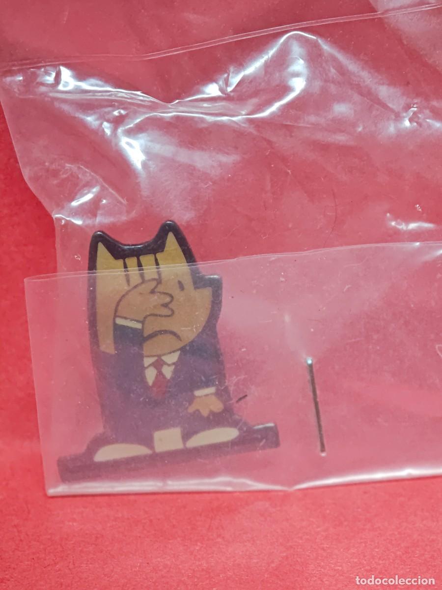 Pins de colecci&oacute;n: PIN COBI MARISCAL PRECINTADO