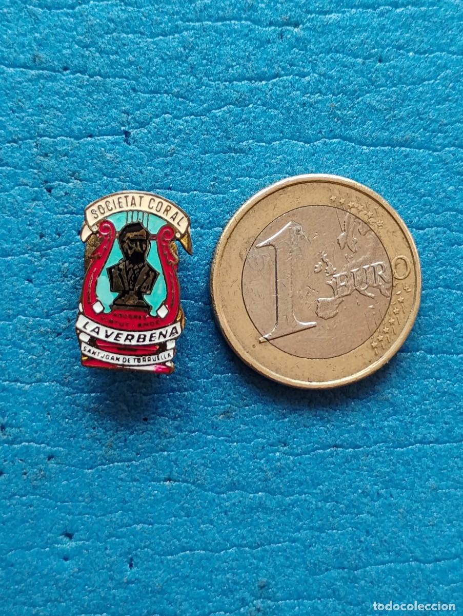Pins de colecci&oacute;n: INSIGNIA/PIN DE OJAL - SOCIEDAD CORAL LA VERBENA - SANT JOAN DE TORRUELLA