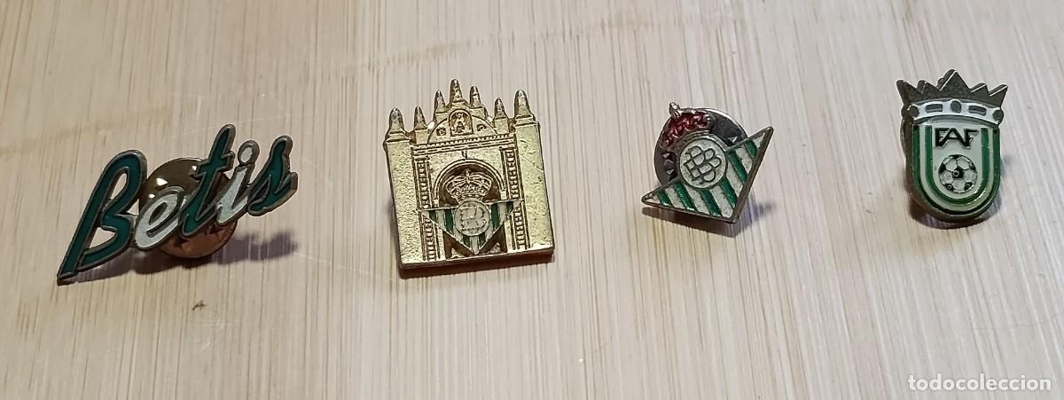 Pins de colecci&oacute;n: Lote 4 Pins Vintage Real Betis Balompi&eacute; y Federaci&oacute;n Andaluza de F&uacute;tbol (FAF)