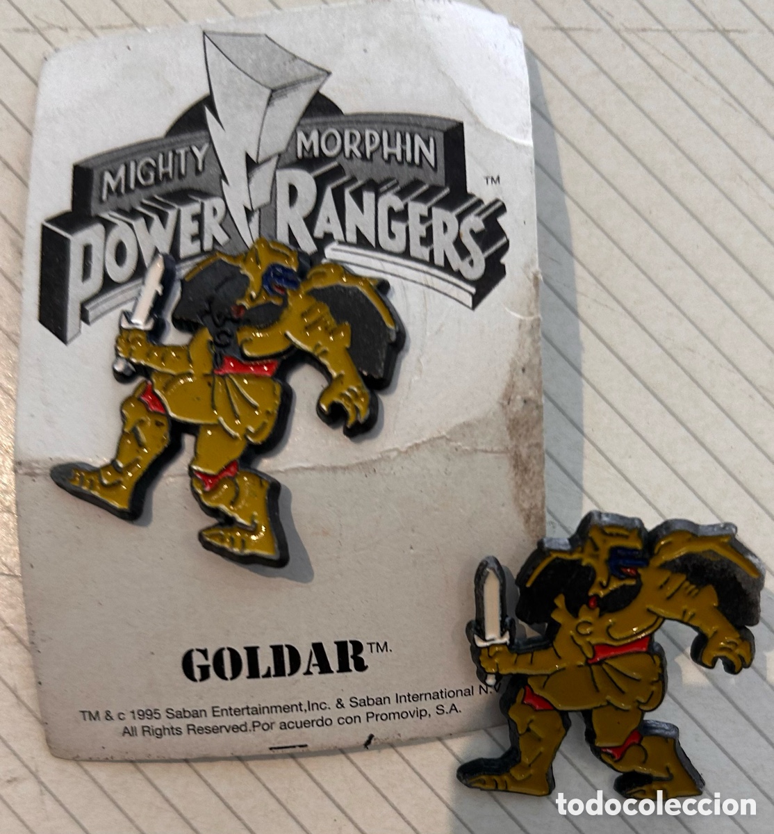 Sammlung von Pins: Lote de 2 pins vintage Mighty Morphin Power Rangers &ndash; Goldar, 1995