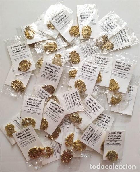 Pin's de collection: 35 insignias escudos de la provincia de C&aacute;diz. Diario de C&aacute;diz. Diario de Jerez. Ba&ntilde;o de oro 24 K.