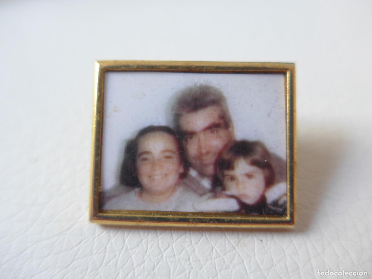 Pins de colecci&oacute;n: PIN MARCO DE FOTO FAMILIAR