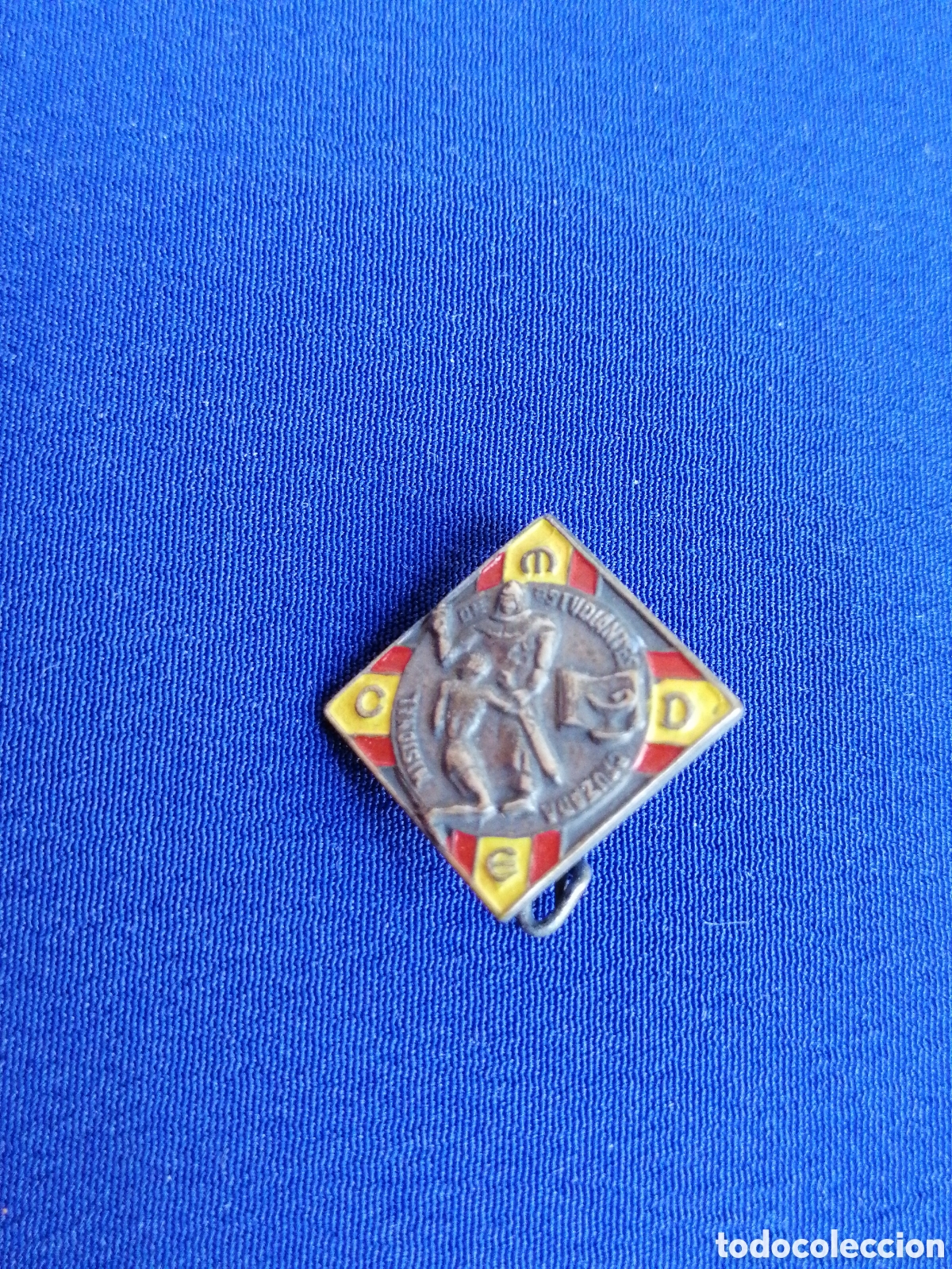 Pin's de collection: CRUZADA MISIONAL DE ESTUDIANTES RELIGI&Oacute;N INSIGNIA DE ALFILER ANTIGUA