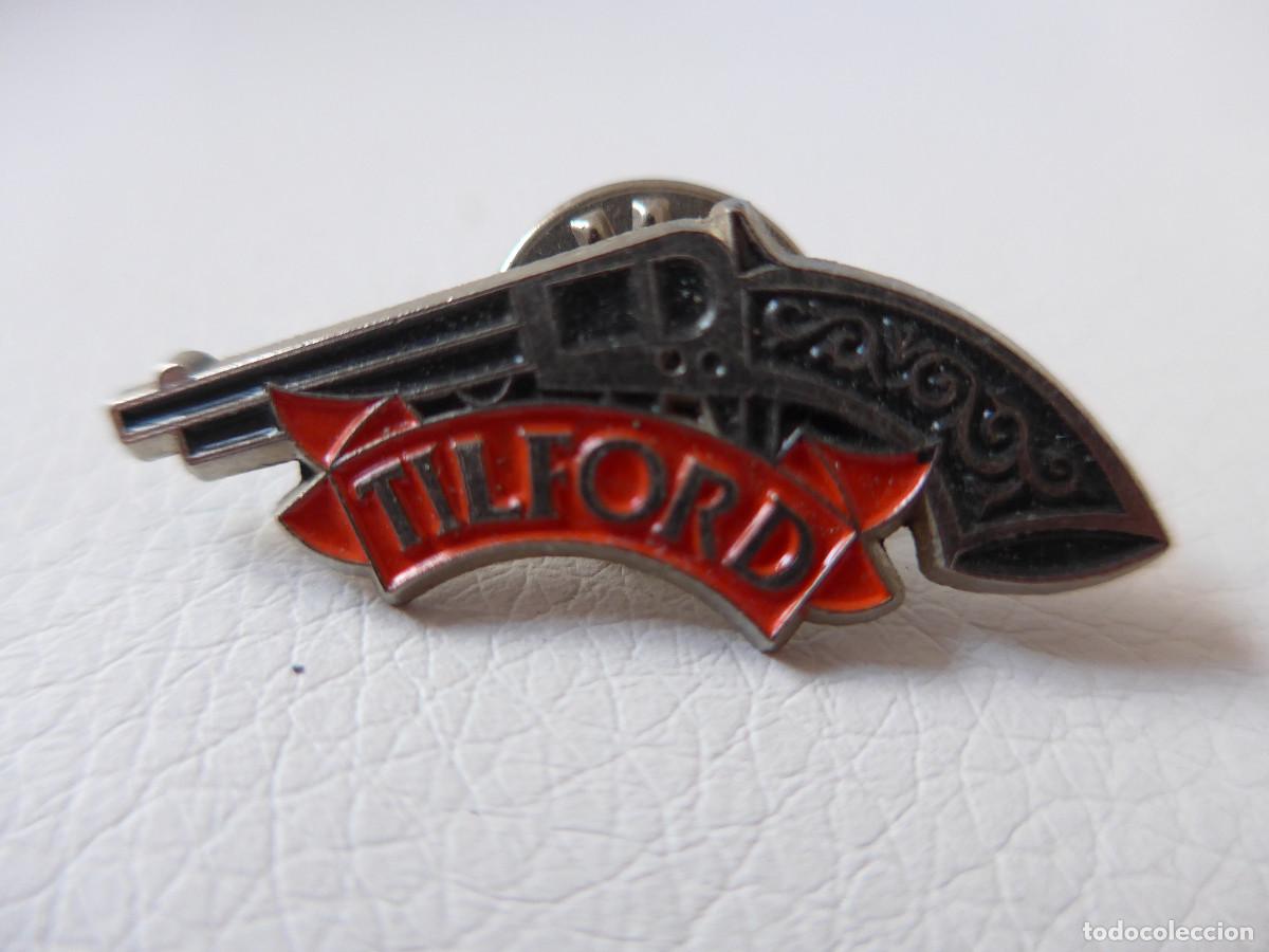 Pins de colecci&oacute;n: PIN PUBLICIDAD LICOR TILFORD