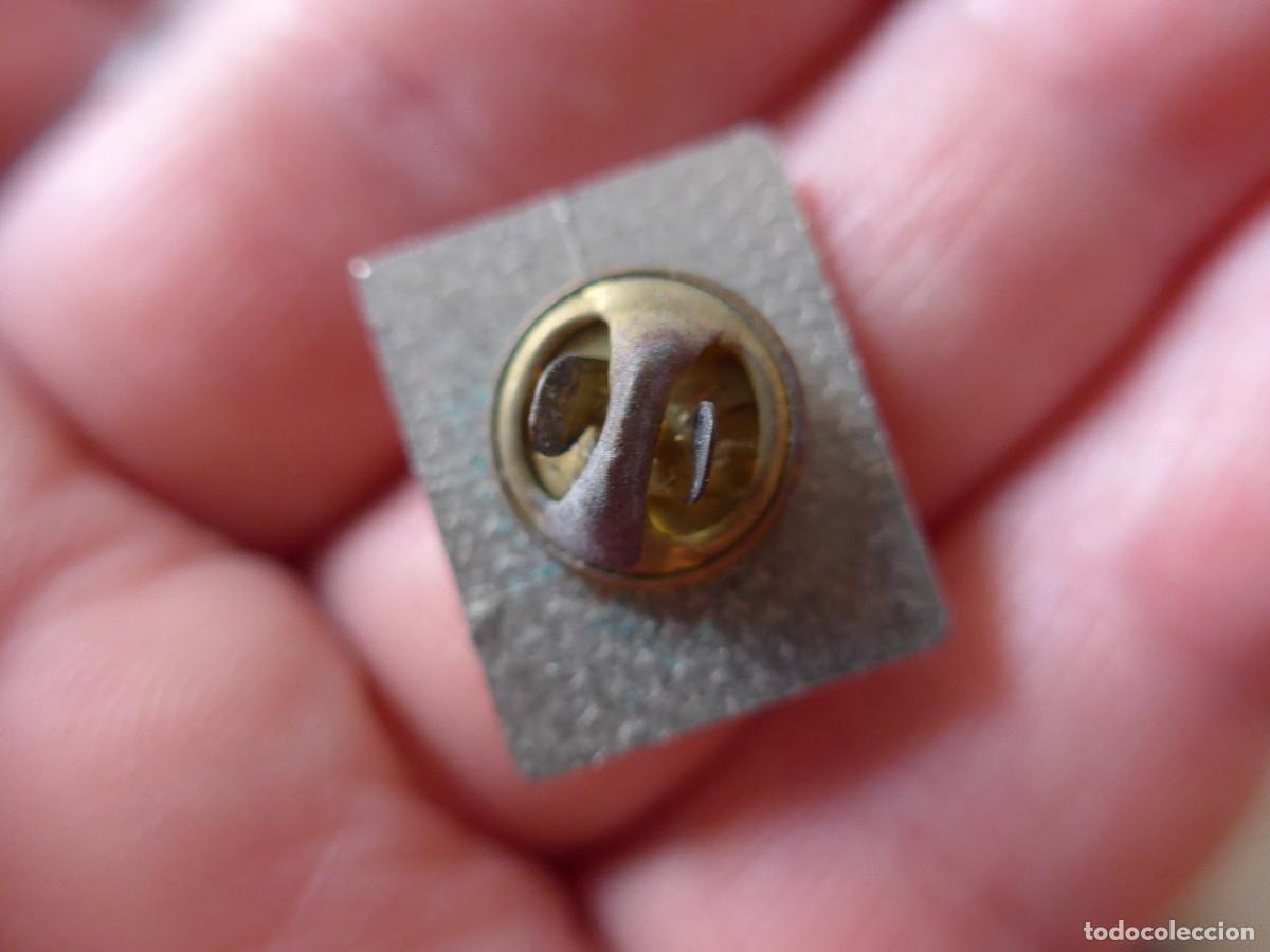 Pins de colecci&oacute;n: PIN 100% LIBRE DE DROGAS - Foto 3
