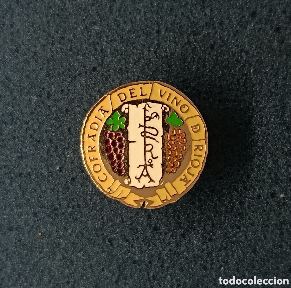 Sammlung von Pins: Antigua insignia pin de ojal o solapa cofradia del vino de rioja