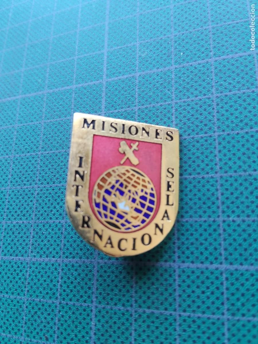 Pins e Spille di collezione: INSIGNIA GUARDIA CIVIL: MISIONES INTERNACIONALES