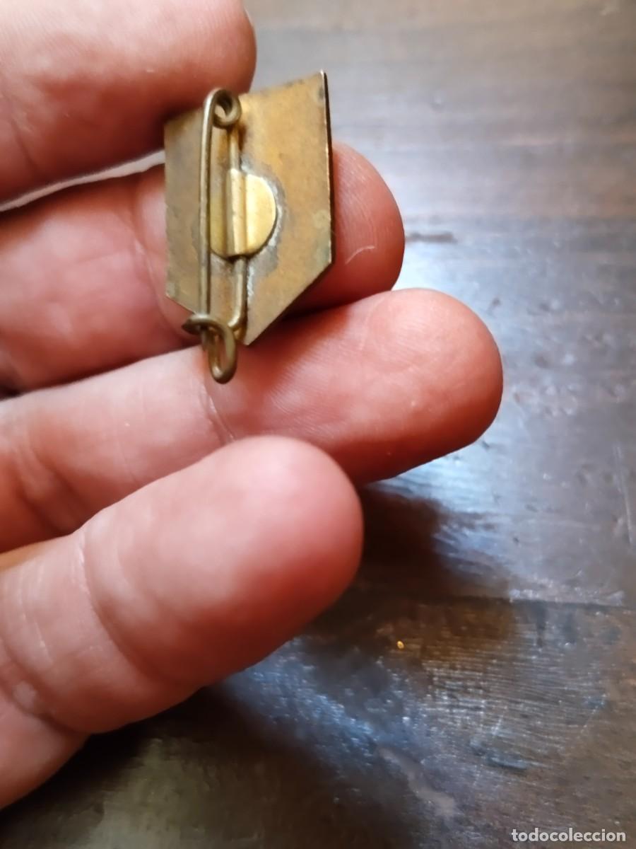 Pins de colecci&oacute;n: Insignia de alfiler Ecole Pasteur. Esmaltada. - Foto 4