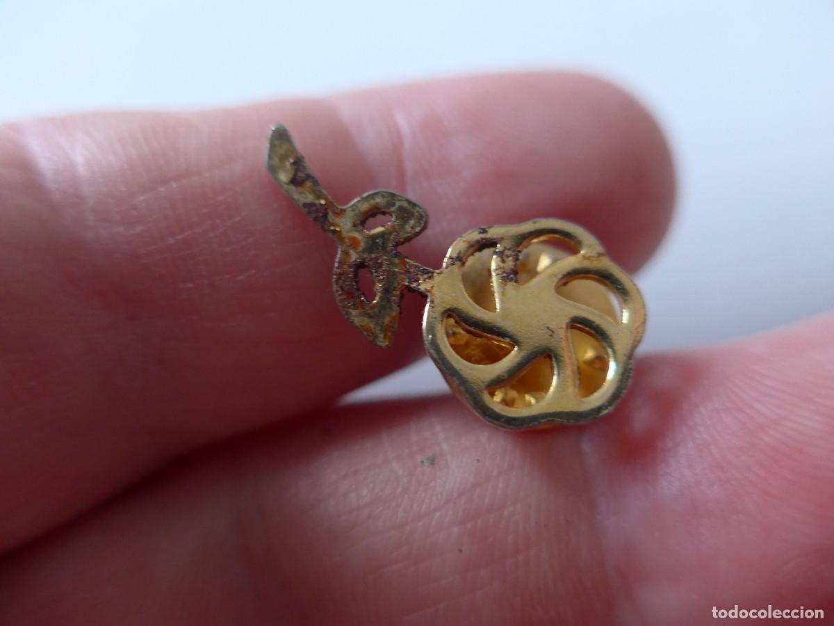 Pins de colecci&oacute;n: PIN EN FORMA DE ROSA - Foto 3
